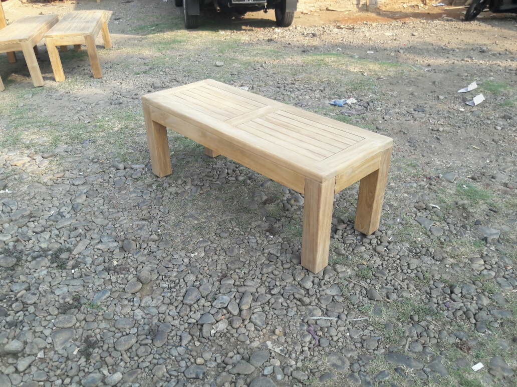 Shadowline bench